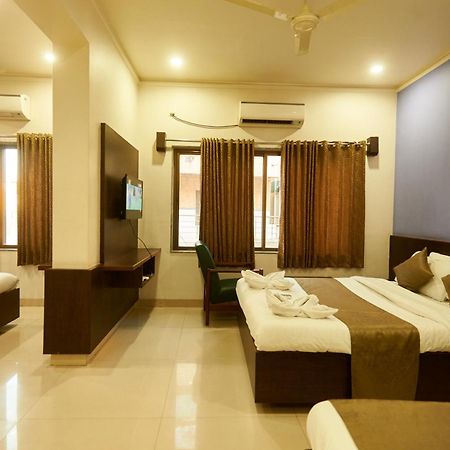 Hotel Pride Inn Shirdi Exterior foto