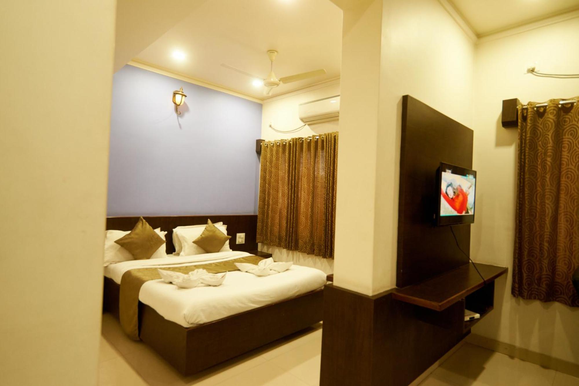 Hotel Pride Inn Shirdi Exterior foto